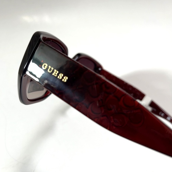 GUESS Butterfly Sunglasses GO00047 Acetate Burgundy Embossed Logo Brown Lens main image 6